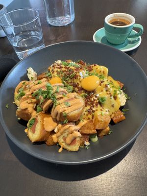 Poutine pogo mayo épicée .   at SAUG.E cuisine végane in Sherbrooke