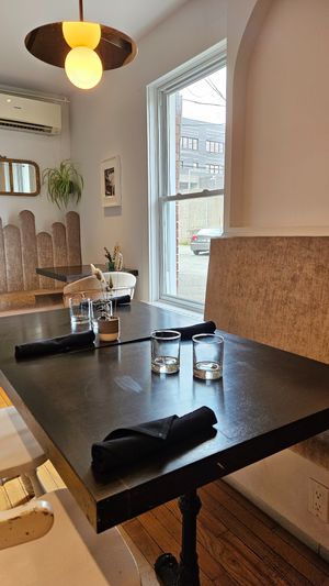 Relaxing area at SAUG.E cuisine végane in Sherbrooke