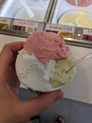 Ice cream at Falafeleria - Lavapiés in Madrid