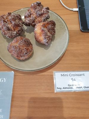  at Maison des Lys Pâtisserie in Auckland