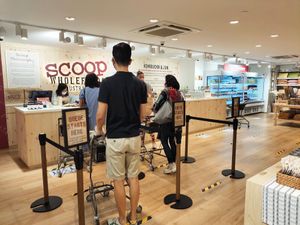 Cashier counter at Scoop Wholefoods - Paragon in Central Singapore