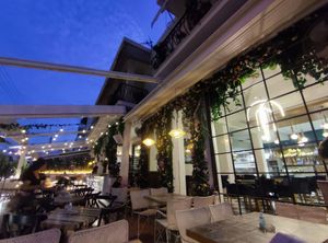 Very beautiful and romantic restaurant at Mozzarella Dinner in Crete