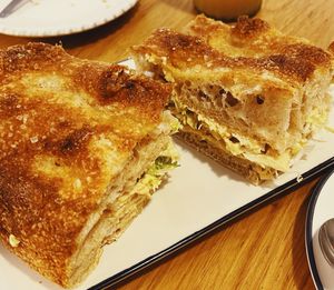 Focaccia hummus e insalata   at Eutopia in Milan