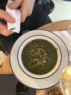 Vellutata spinaci e batata  at Eutopia in Milan