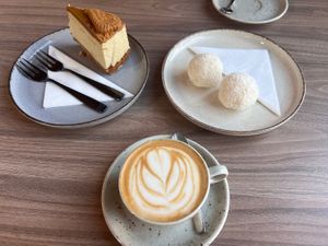 Lotus cheesecake and cocount balls  at Shothouse in Ostrava