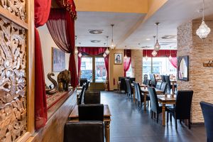  at Indian Jewel in Prague