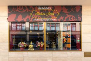  at Indian Jewel in Prague