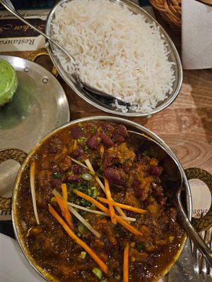  at Indian Jewel in Prague