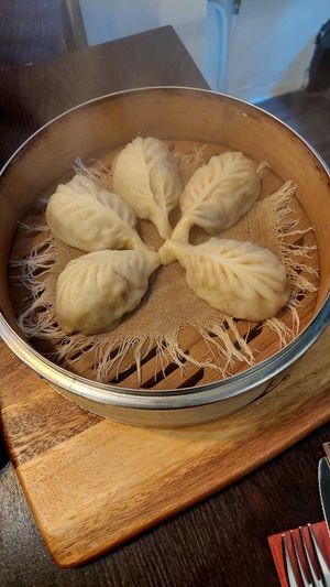 Vegan dumplings at Potala Momo in Leuven