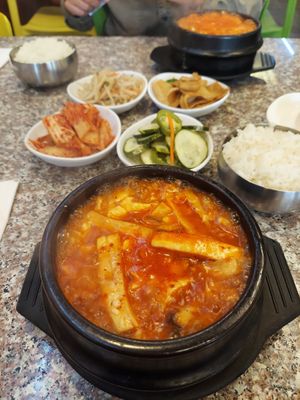  at Lee's Korean BBQ & Tofu House in Valencia