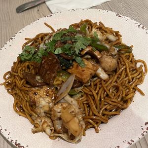 lucky chow mein  at Loving Hut - Mira Mesa in San Diego