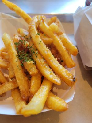 Garlic Fries 🍟 😋 at Loving Hut - Mira Mesa in San Diego