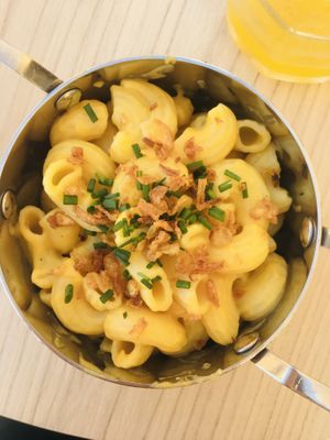 Vegan Mac n’ Cheese at Bone Free  in Costa Da Caparica