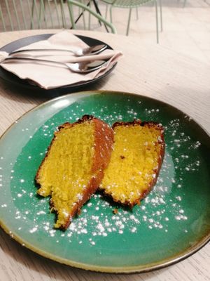 Bolo de laranja at Bone Free  in Costa Da Caparica