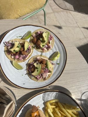   at Bone Free  in Costa Da Caparica