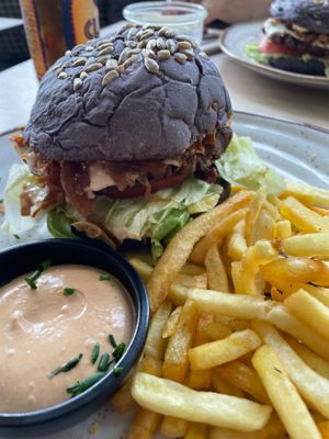 Hamburger with fries at Bone Free  in Costa Da Caparica