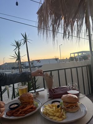   at Bone Free  in Costa Da Caparica