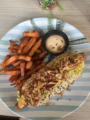 Love the hot dog  at Bone Free  in Costa Da Caparica