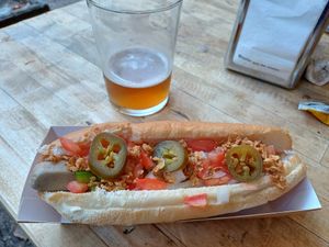 Perrito vegano at Cervezas Bailandera in Bustarviejo