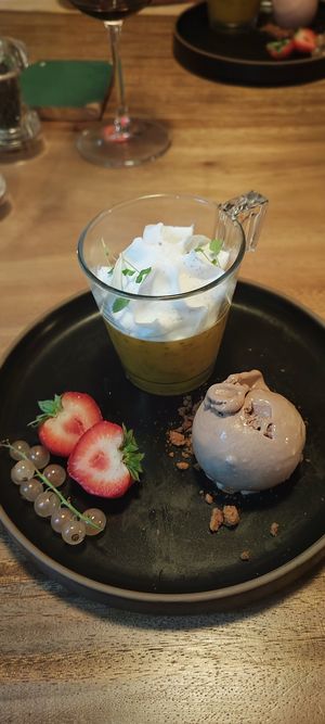 Mango and chia pudding with chocolate ice cream and speculoos crumbles at Zwadderkotmolen in Oudenaarde