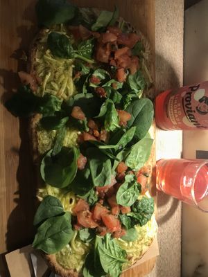 Vegan pesto and spinach pinsa  at Vapiano - Kurze Mühren in Hamburg