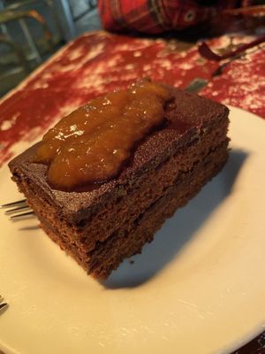 This cake was mediocre   at Urbana 47 in Rome