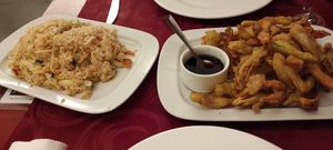 341. Arroz Vietnam con verduras VEGANO y 336. Verduras a la tempura at Chino Feliz in Sabadell