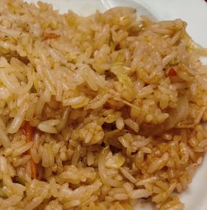 Arroz con verduras picante (no pica mucho) at Chino Feliz in Sabadell