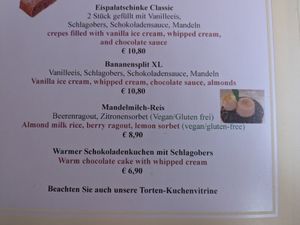 Vegan dessert at Café Derbl in Hallstatt