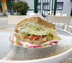 vegbab at Loving Hut Express in Ljubljana