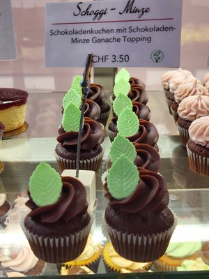 Chocolate Mint mini cupcakes at Bonne Maman - Maybe closed in Aarau