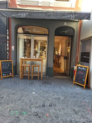 Outside seating and wheelchair accessible at Bonne Maman - Maybe closed in Aarau