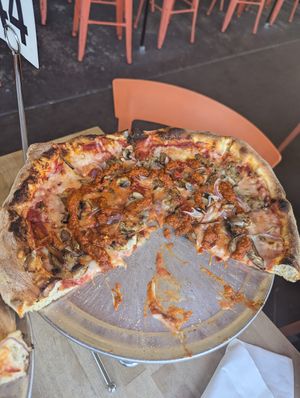  at Thunderbolt Pizza  in Long Beach