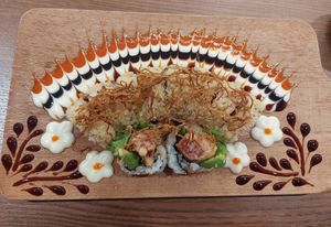 Naked samurai maki at WAKI WAKI Veggie Sushi in Bangkok