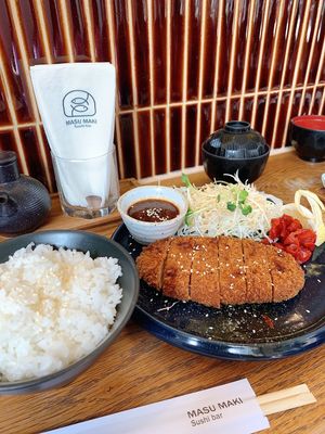 Kutsu curry with rice   at WAKI WAKI Veggie Sushi in Bangkok