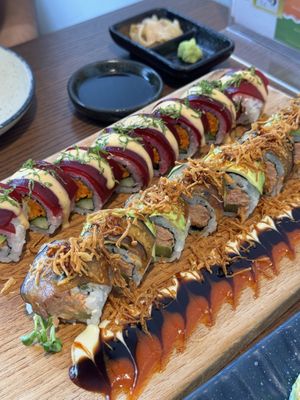 Jade dragon & beet the dragonn  at WAKI WAKI Veggie Sushi in Bangkok