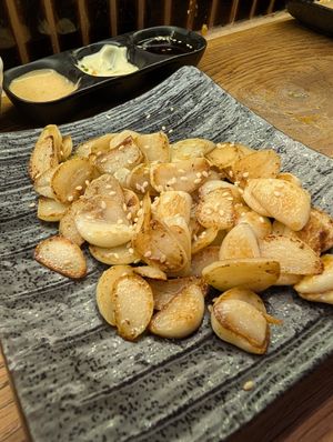 Fried garlic wow at WAKI WAKI Veggie Sushi in Bangkok