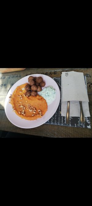  at Cafeneaua Nației in Ploiesti