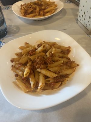   at Cafeneaua Nației in Ploiesti