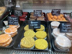 Burgers at Farmers Veggies Butchers in Barcelona