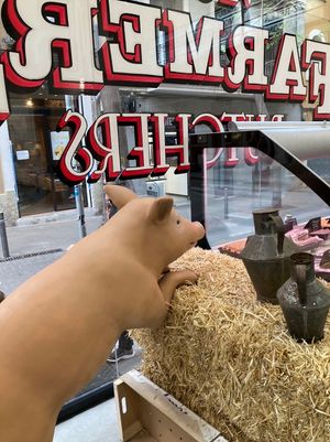 Interior  at Farmers Veggies Butchers in Barcelona
