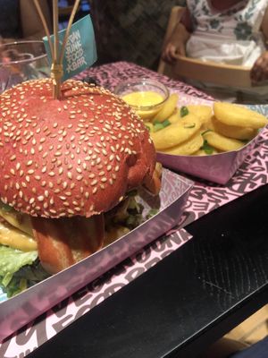 Pink bun  at Vegan Junk Food Bar - Cologne in Cologne