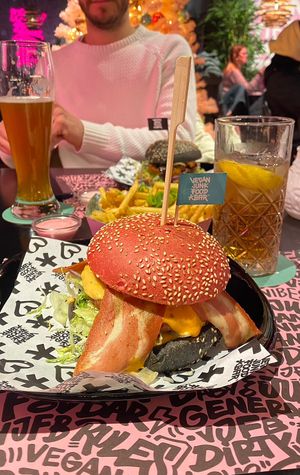 Vegan Burger🙌🏽  at Vegan Junk Food Bar - Cologne in Cologne