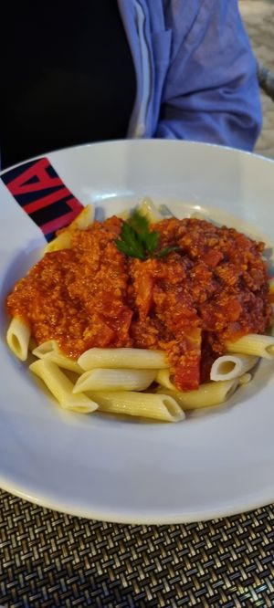 Penne bolognaise at Louro & Salsa in Albufeira
