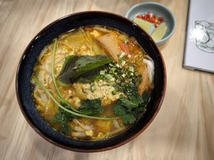 No Crab Noodle - requested for Pho instead of thick bee hoon, and without onion/garlic at The Kind Bowl - Northpoint City in North Singapore