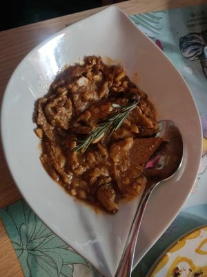 Fricandó at Shangri-La in Merida