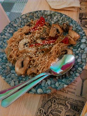 Noodles de arroz at Shangri-La in Merida