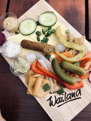 Vegane Brettljausn  at Weingut Wailand in Vienna