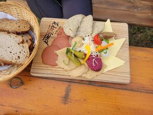 Vegane Brettljause  at Weingut Wailand in Vienna