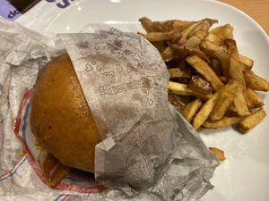 Cheesy Bacon 🌱   at V&V House in Marseille